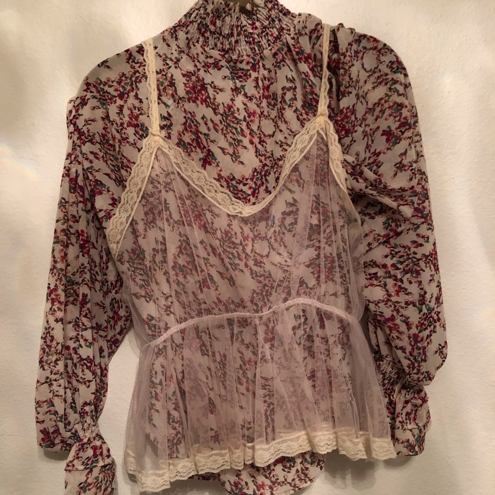 STYLE NANDA TWO PEICE SHEER BLOUSE